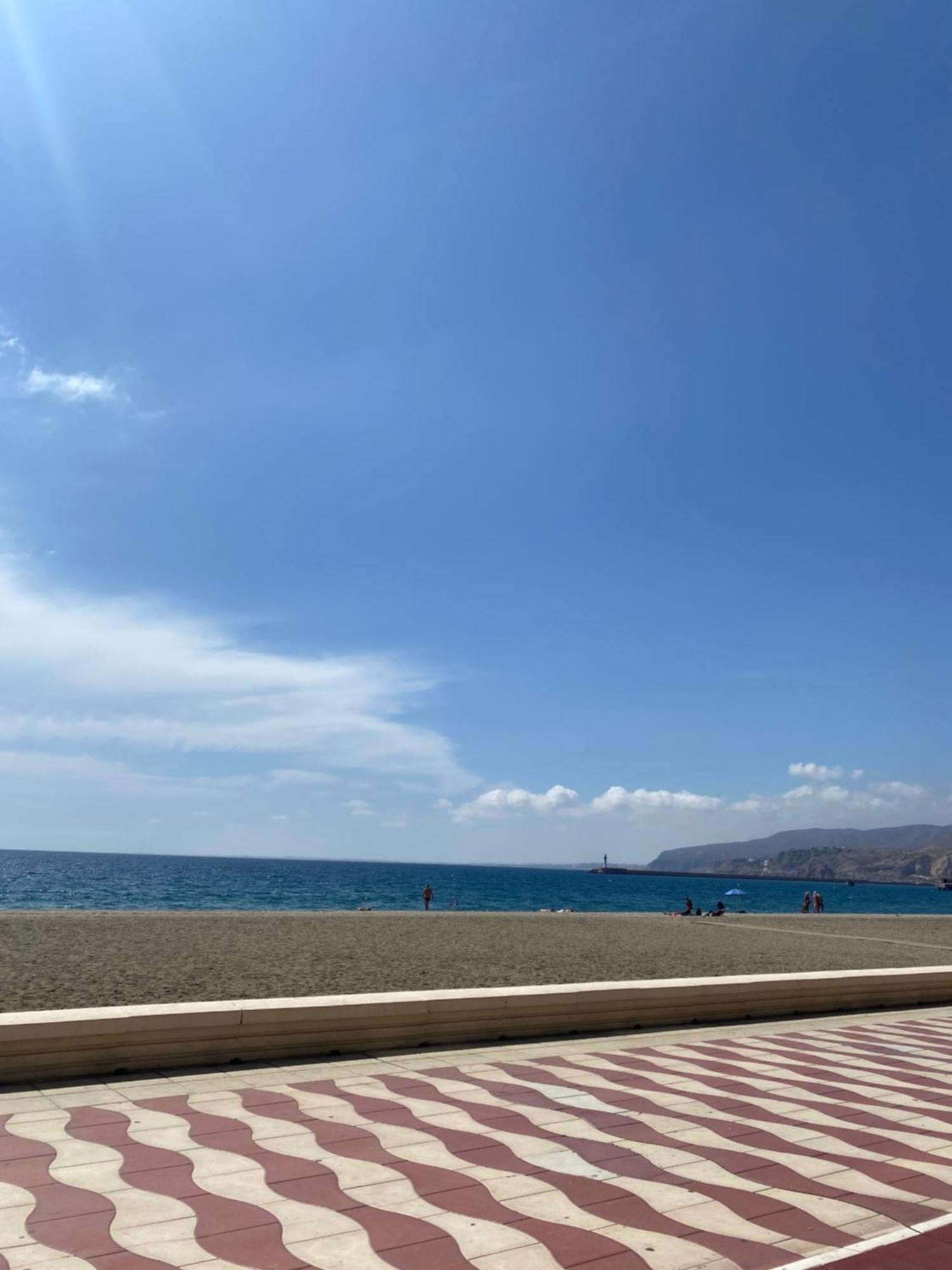 Almeria Playa Zapillo Екстериор снимка